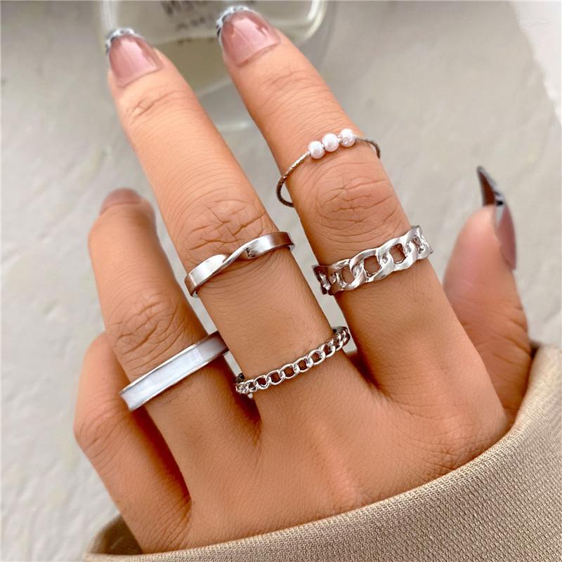 Cluster Rings WUKALO Korean Fashion Vintage Hollow Chain Set For Women Gold Silver Color Geometric Pearl Ring Wedding Jewelry Gifts
Cluster Rings WUKALO Korean Fashion Vintage Hollow Chain Set For Women Gold Silver Color Geometric Pearl Ring Wedding Jewelry Gifts