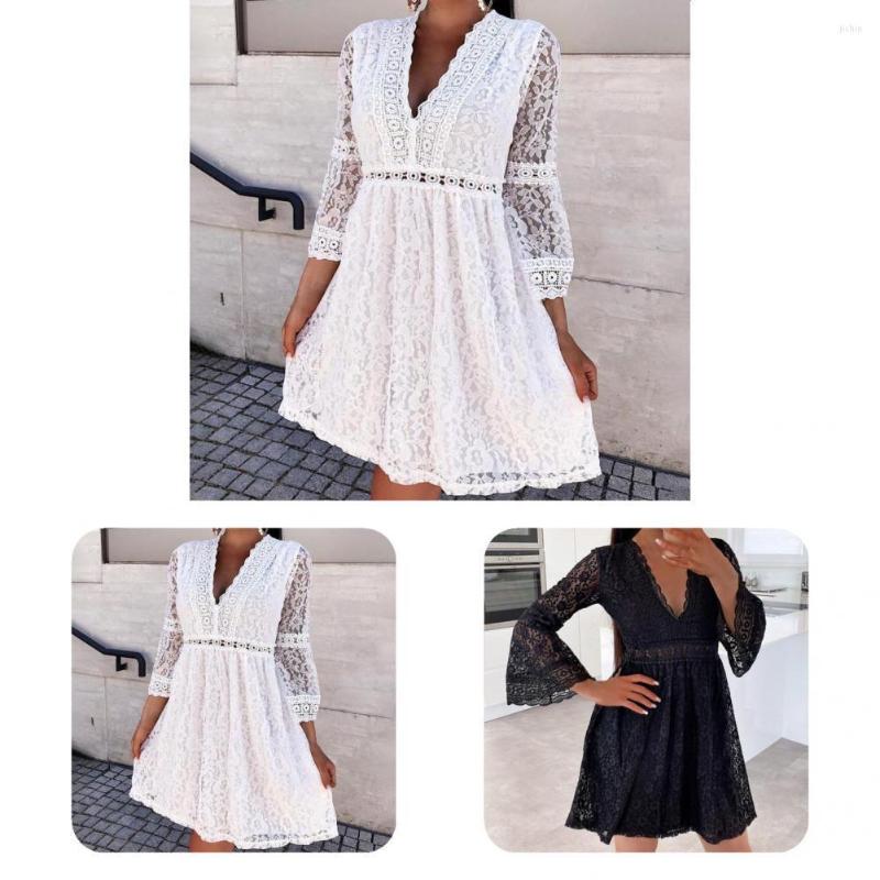 Casual Dresses Women Dress High Waist Flowy Hem Flare Sleeve Flower Pattern A-Line Mini Streetwear, Black
Casual Dresses Women Dress High Waist Flowy Hem Flare Sleeve Flower Pattern A-Line Mini Streetwear, Black