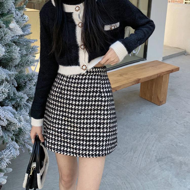 Skirts Small Short 2023 Autumn High Waist Versatile Slim Retro A-line Hip Sexy Half Faldas Fashion Clothes For Women, Black
Skirts Small Short 2023 Autumn High Waist Versatile Slim Retro A-line Hip Sexy Half Faldas Fashion Clothes For Women, Black