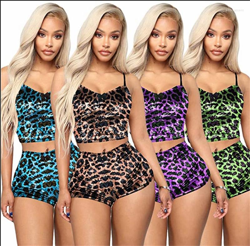 Active Sets Casual Floral Print Bodycon 2 Piece Set Summer Autumn Women Sleeveless V Neck Shirt Crop Top Short Leopard Two Pieces Yoga
Active Sets Casual Floral Print Bodycon 2 Piece Set Summer Autumn Women Sleeveless V Neck Shirt Crop Top Short Leopard Two Pieces Yoga