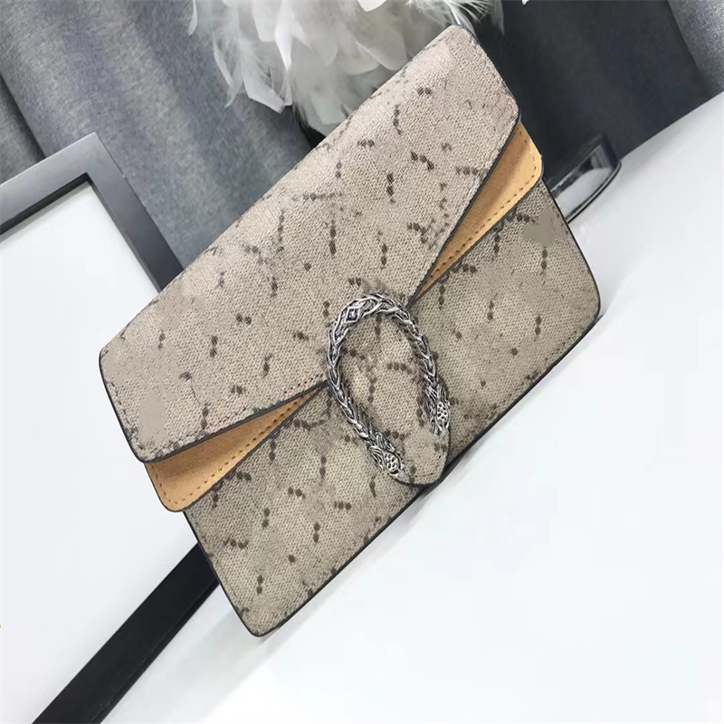 Designer bag Classic Luxury the tote bag Chain Fashion 2023 Plaid Flower Brand Wallet Vintage Ladies Brown Leather Handbag designer shoulder bag with box 16.5cm10cm, Red
Designer bag Classic Luxury the tote bag Chain Fashion 2023 Plaid Flower Brand Wallet Vintage Ladies Brown Leather Handbag designer shoulder bag with box 16.5cm10cm, Red