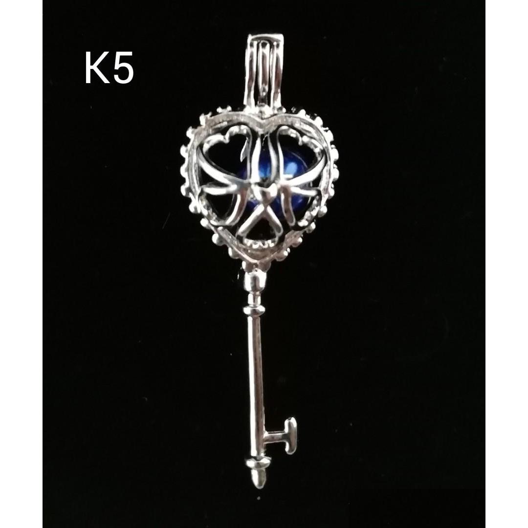 Pendant Necklaces 10Pcs 18K Gp Love Wish Pearl Cross Cage Pendants Bead Hollow Lockets For Jewelry Making Charms 100Pcs/Lot Drop Deli Dhmr8
Pendant Necklaces 10Pcs 18K Gp Love Wish Pearl Cross Cage Pendants Bead Hollow Lockets For Jewelry Making Charms 100Pcs/Lot Drop Deli Dhmr8