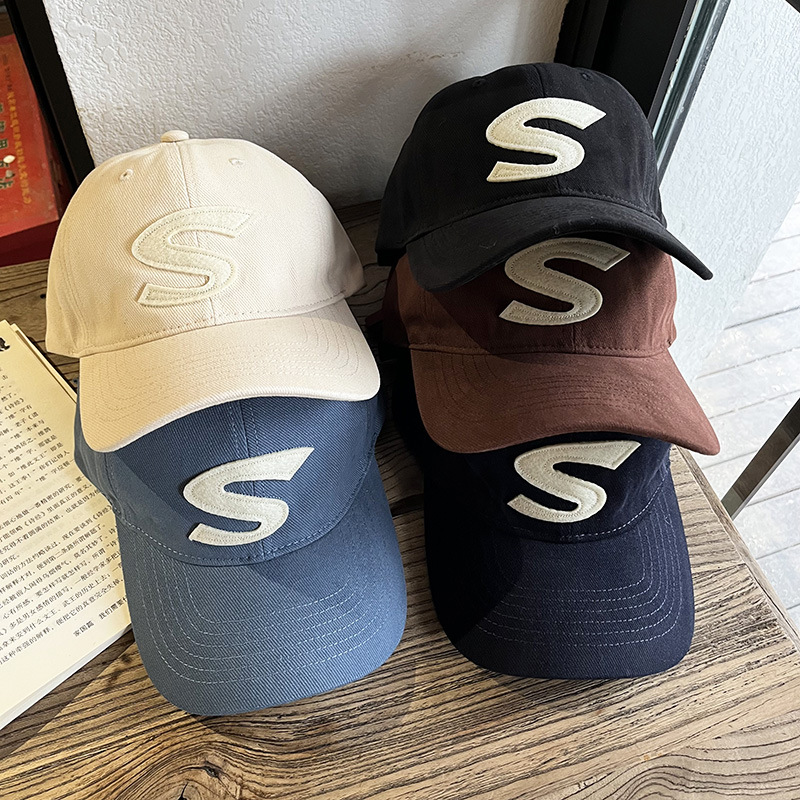 New Classic Letters Ball Cap Men Female Baseball Caps With Box Designer Hat Luxury Women Adjustable Snapbacks Hats, Multi
New Classic Letters Ball Cap Men Female Baseball Caps With Box Designer Hat Luxury Women Adjustable Snapbacks Hats, Multi