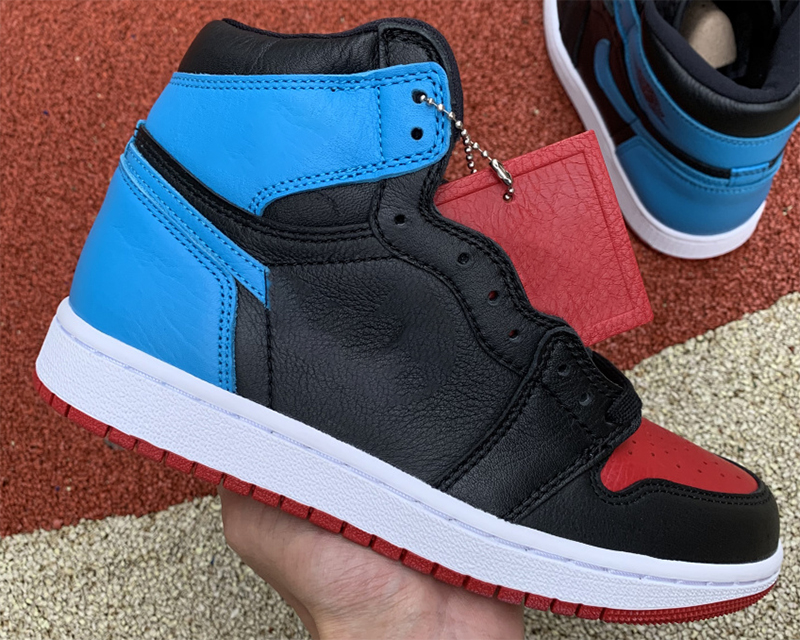 Designer Basketball Shoes for Mens Womens Jumpman 1 High OG 1s UNC to Chicago Royal Black Blue Red Outdoor Sports Sneakers Trainers With Original Box, #1
Designer Basketball Shoes for Mens Womens Jumpman 1 High OG 1s UNC to Chicago Royal Black Blue Red Outdoor Sports Sneakers Trainers With Original Box, #1