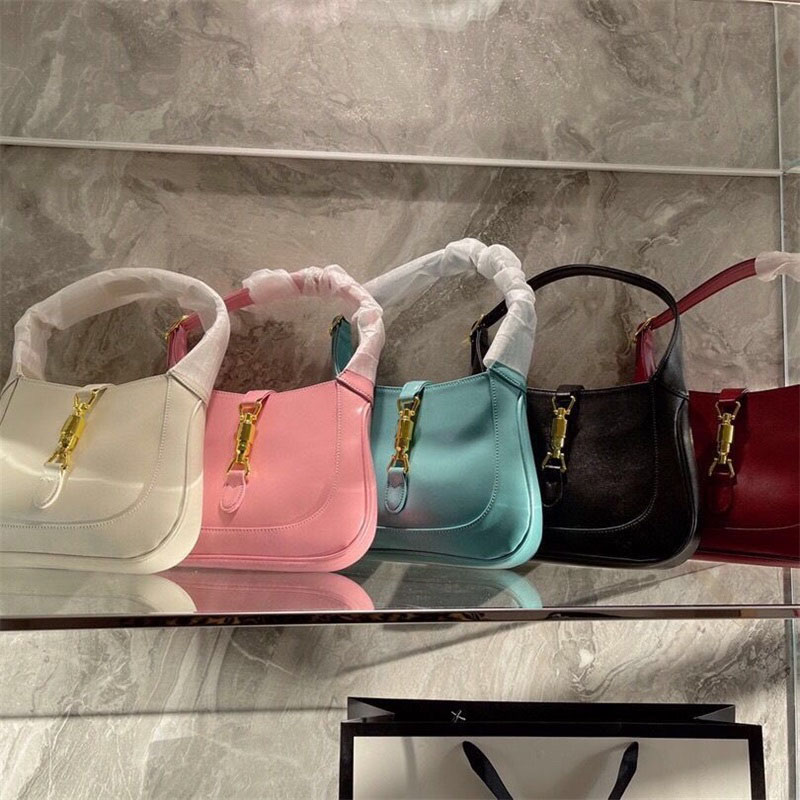 Luxurys handbags leather mini designer bags for lady green white classic messenger bolso letters 10a casual fresh saddle mens cross body bags nice looking E23, 4#
Luxurys handbags leather mini designer bags for lady green white classic messenger bolso letters 10a casual fresh saddle mens cross body bags nice looking E23, 4#