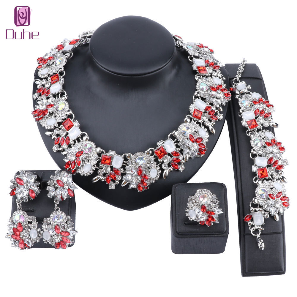 Wedding Jewelry Sets Women Chunky Chain Choker Bib Statement Crystal Necklace Earring Bracelet Ring Bridal Christmas Gift Set 230203
Wedding Jewelry Sets Women Chunky Chain Choker Bib Statement Crystal Necklace Earring Bracelet Ring Bridal Christmas Gift Set 230203