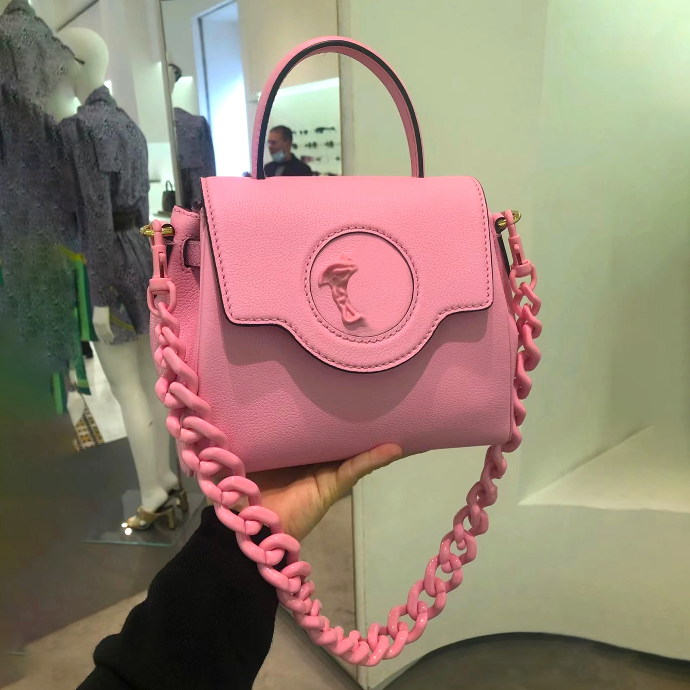La Medusa top handle tote Bag classic lady purses Luxury Designer messenger Detachable shoulder strapreal leather CrossBody Bags clutch womens mens famous hangbag, Purple
La Medusa top handle tote Bag classic lady purses Luxury Designer messenger Detachable shoulder strapreal leather CrossBody Bags clutch womens mens famous hangbag, Purple
