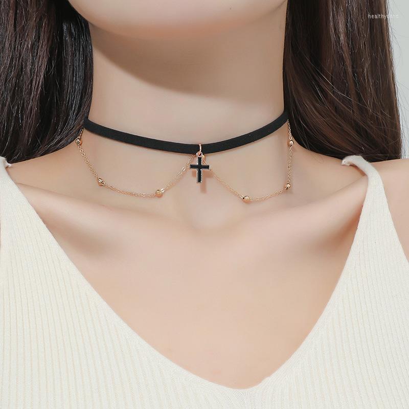 Choker Personality Double Layers Velvet With Bead Chain Gothic Black Cross Pendant Short Necklaces For Women Jewelry Party Gift
Choker Personality Double Layers Velvet With Bead Chain Gothic Black Cross Pendant Short Necklaces For Women Jewelry Party Gift