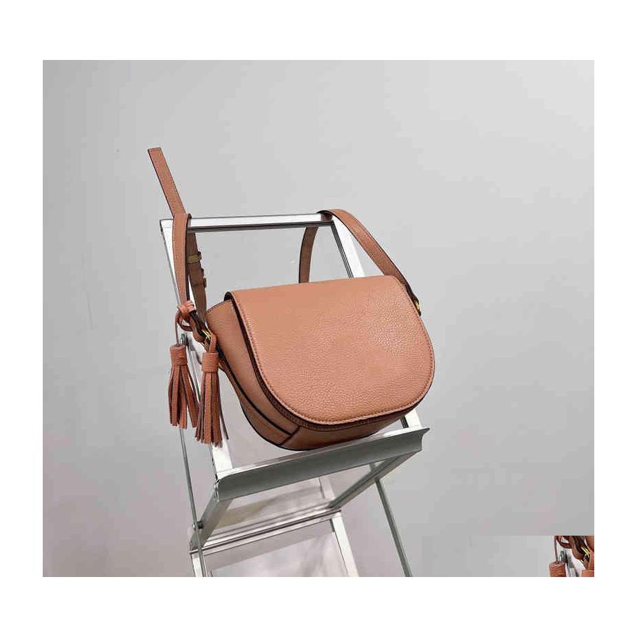 Shoulder Bags Shoder Bag Designer Messenger Tote With Flap Brown Genuine Leather Fashion Briefcase Crossbody Female Purses 220411 Dr Dhwdk, Blue
Shoulder Bags Shoder Bag Designer Messenger Tote With Flap Brown Genuine Leather Fashion Briefcase Crossbody Female Purses 220411 Dr Dhwdk, Blue