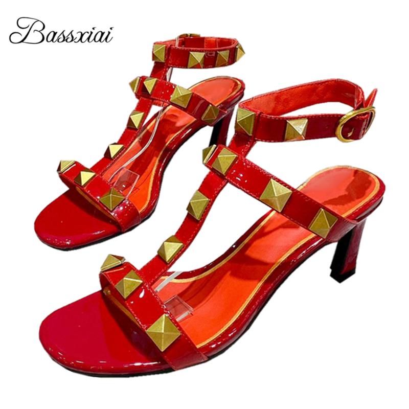 Sandals Sexy Kitten Heel T-strap Women Summer Open Toe Slingbacks Patent Leather Fretwork Rivet Decor Party Sandalias, As show
Sandals Sexy Kitten Heel T-strap Women Summer Open Toe Slingbacks Patent Leather Fretwork Rivet Decor Party Sandalias, As show