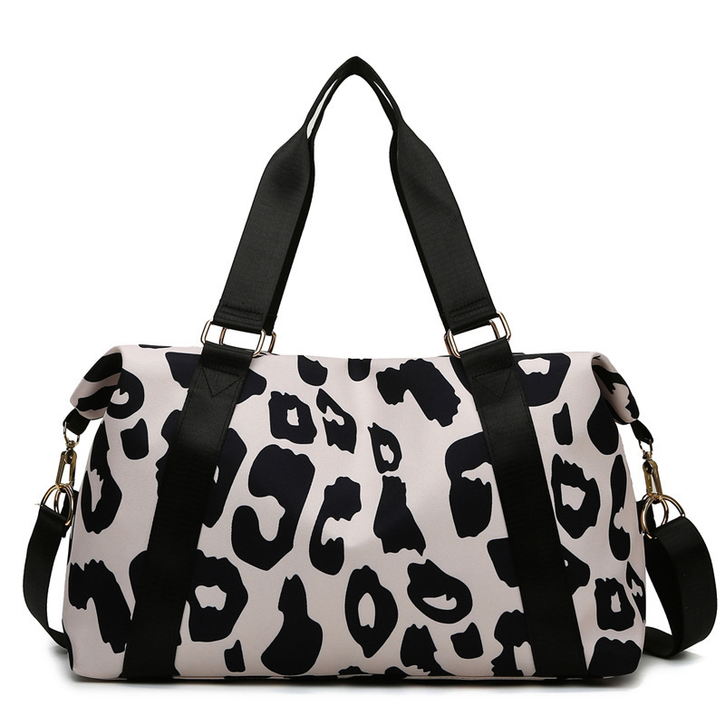 Duffel Bags Fashionable Travel Duffle Women Leopard Big Nylon Tote Handbags Fitness Gym Ladies Weekend Pink 230203, Black
Duffel Bags Fashionable Travel Duffle Women Leopard Big Nylon Tote Handbags Fitness Gym Ladies Weekend Pink 230203, Black