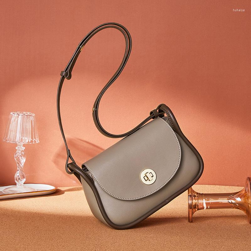 Evening Bags Versatile Cowhide Bag Women's 2023 Fashion One Shoulder Messenger Portable Armpit Texture Small Square
Evening Bags Versatile Cowhide Bag Women's 2023 Fashion One Shoulder Messenger Portable Armpit Texture Small Square