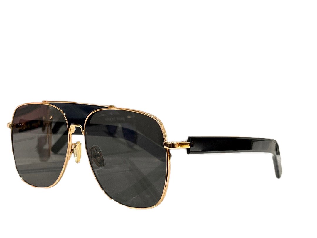 Womens Sunglasses For Women Men Sun Glasses Mens Fashion Style Protects Eyes UV400 Lens With Random Box And Case 014S
Womens Sunglasses For Women Men Sun Glasses Mens Fashion Style Protects Eyes UV400 Lens With Random Box And Case 014S