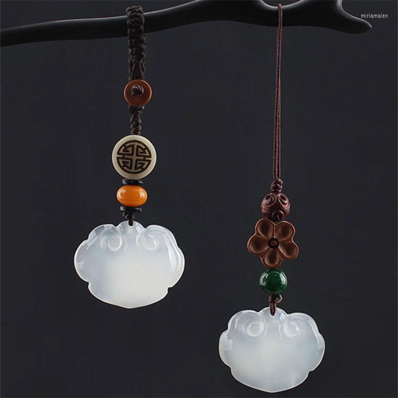 Keychains Chinese White Chalcedony Longevity Ruyi Fu Lock Pendant Mobile Phone Chain Lanyard Charm Lanyards Keychain
Keychains Chinese White Chalcedony Longevity Ruyi Fu Lock Pendant Mobile Phone Chain Lanyard Charm Lanyards Keychain