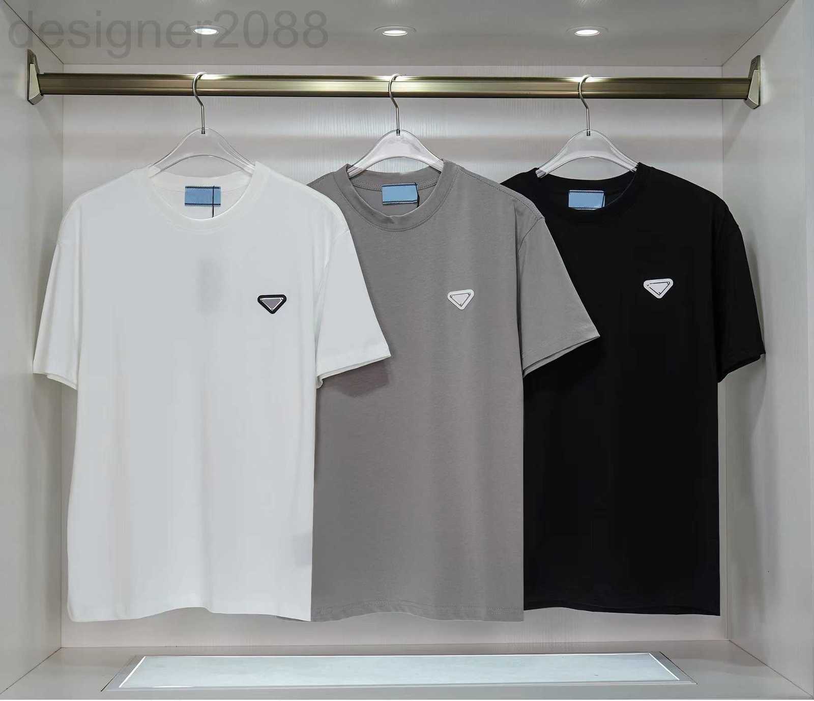 Men' T-Shirts Designer shir Men women luxury shirs classic riangle paern Tee shor sleeves senior Pure coon The new Asia size -3XL 00O1, #1
Men' T-Shirts Designer shir Men women luxury shirs classic riangle paern Tee shor sleeves senior Pure coon The new Asia size -3XL 00O1, #1