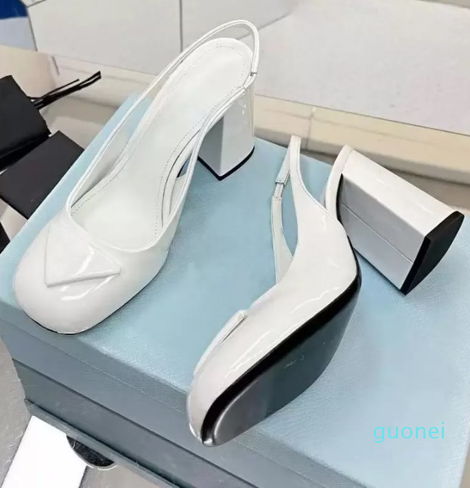Designer -Tribute PatentSoft Leather Platform Sandals Women Shoes strap High Heels Sandals Lady Shoes Pumps Original Leather SIZE35-40
Designer -Tribute PatentSoft Leather Platform Sandals Women Shoes strap High Heels Sandals Lady Shoes Pumps Original Leather SIZE35-40