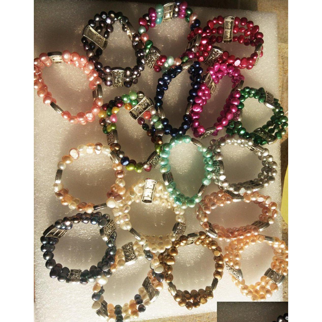 Beaded 1Pcs 3 Rings Fashion Women Birthday Valentine Gift Good Grade Natural Freshwater Mticolor Colors Pearl Elastic Bracelet Weddi Dhuds
Beaded 1Pcs 3 Rings Fashion Women Birthday Valentine Gift Good Grade Natural Freshwater Mticolor Colors Pearl Elastic Bracelet Weddi Dhuds