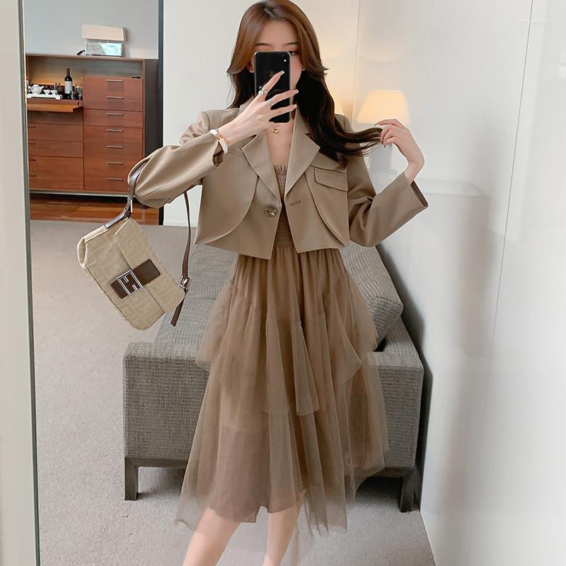 Work Dresses Women Fashion 2 Piece Sets Black Slim Short Blazer&Irregular Suspender Mesh Straps Dress French Vintage Chic Skirt Suits, Only khaki dress
Work Dresses Women Fashion 2 Piece Sets Black Slim Short Blazer&Irregular Suspender Mesh Straps Dress French Vintage Chic Skirt Suits, Only khaki dress