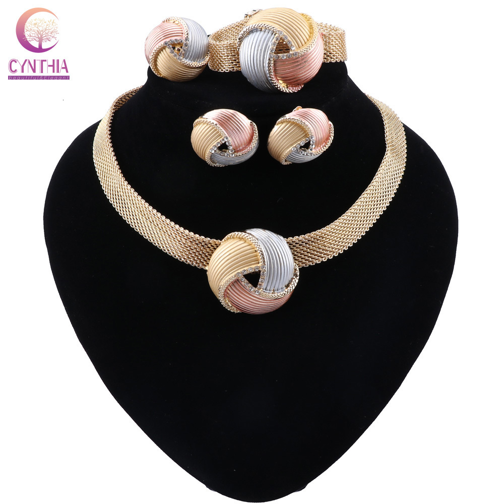 Wedding Jewelry Sets CYNTHIA Nigerian Women Dubai Gold color African Necklace Earrings Bracelet Jewellery 230203
Wedding Jewelry Sets CYNTHIA Nigerian Women Dubai Gold color African Necklace Earrings Bracelet Jewellery 230203