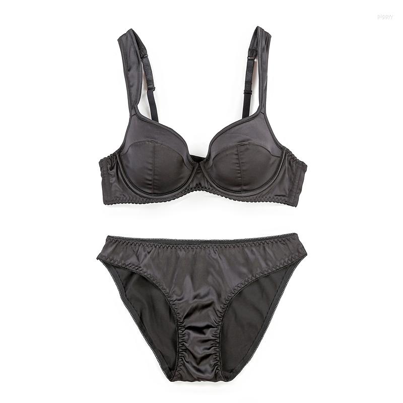 Bras Sets European And American Women Lingeries Satin Glossy Bra Thin Cotton Ladies Underwear Set, Beige
Bras Sets European And American Women Lingeries Satin Glossy Bra Thin Cotton Ladies Underwear Set, Beige