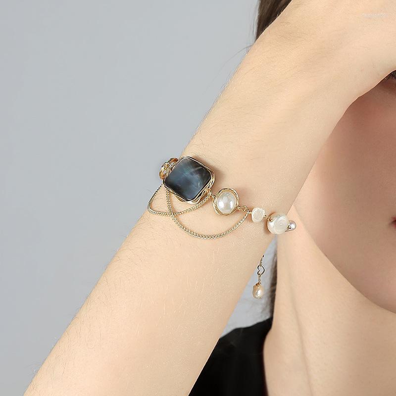 Link Bracelets ARADOO Light Luxury Niche Design Baroque Pearl Natural Shell Bracelet
Link Bracelets ARADOO Light Luxury Niche Design Baroque Pearl Natural Shell Bracelet