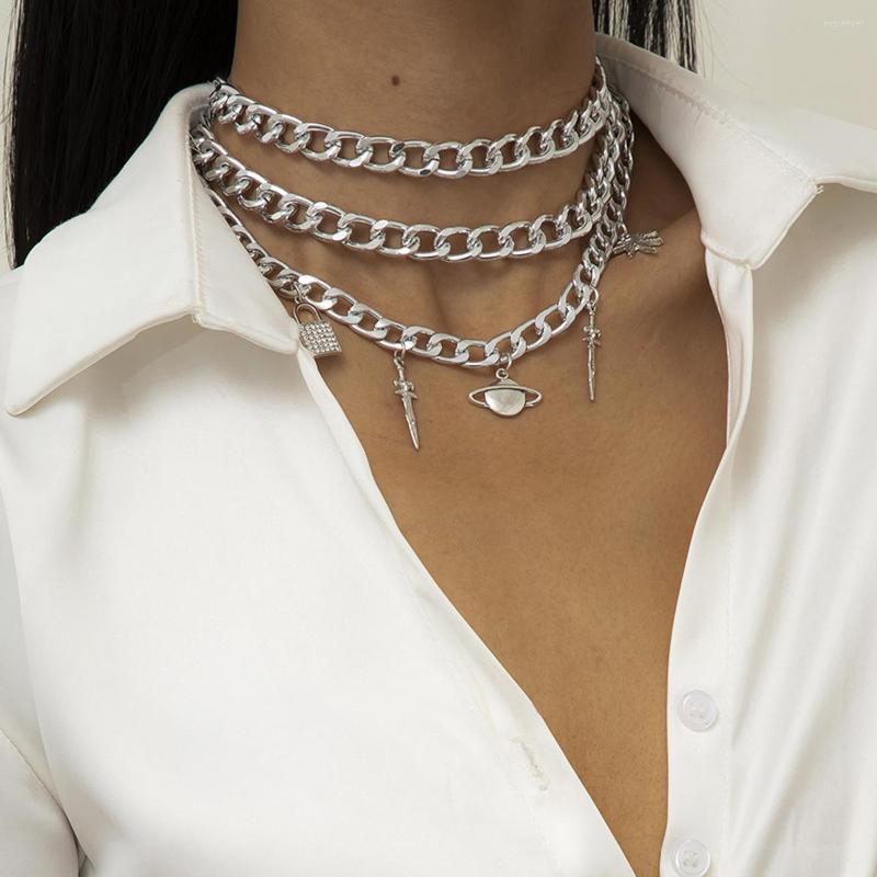 Chains Women's Fashion Three Layer Metal Pendant Necklace Punk Retro Golden Simple Couple Accessories 2023 Collar
Chains Women's Fashion Three Layer Metal Pendant Necklace Punk Retro Golden Simple Couple Accessories 2023 Collar