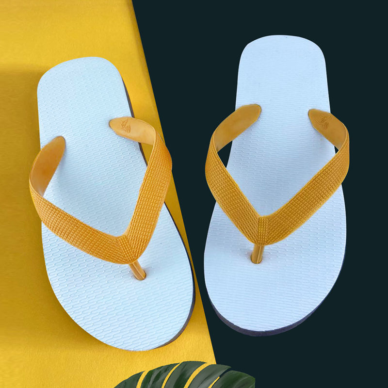 Rubber flip-flops Slippers new fashion wear beach personality clip foot flat non-slip rubbers slipper 39, Colour3
Rubber flip-flops Slippers new fashion wear beach personality clip foot flat non-slip rubbers slipper 39, Colour3