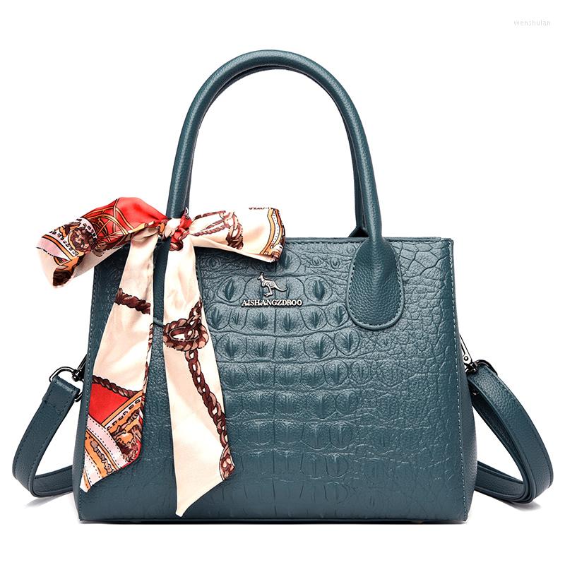 Evening Bags Women's Luxury Crocodile Pattern Leather Shoulder 2023 Fashion Ladies Designer Large Capacity Crossbody Bag Handbag, Black
Evening Bags Women's Luxury Crocodile Pattern Leather Shoulder 2023 Fashion Ladies Designer Large Capacity Crossbody Bag Handbag, Black