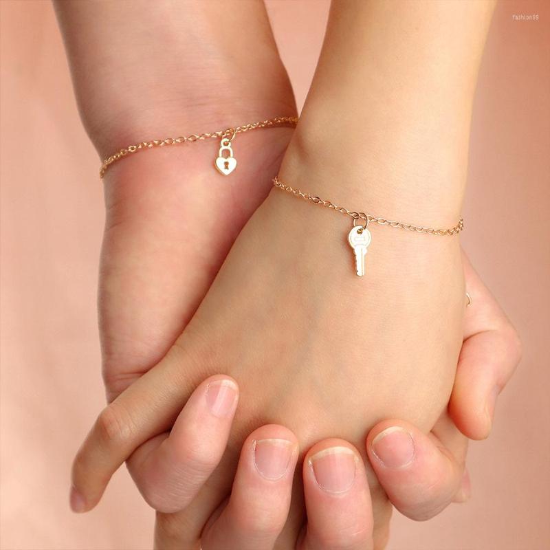Link Bracelets Fashion Couple Ladies Men's Lock And Key Bracelet 2023 Charm Combination Jewelry Factory Direct Supply
Link Bracelets Fashion Couple Ladies Men's Lock And Key Bracelet 2023 Charm Combination Jewelry Factory Direct Supply