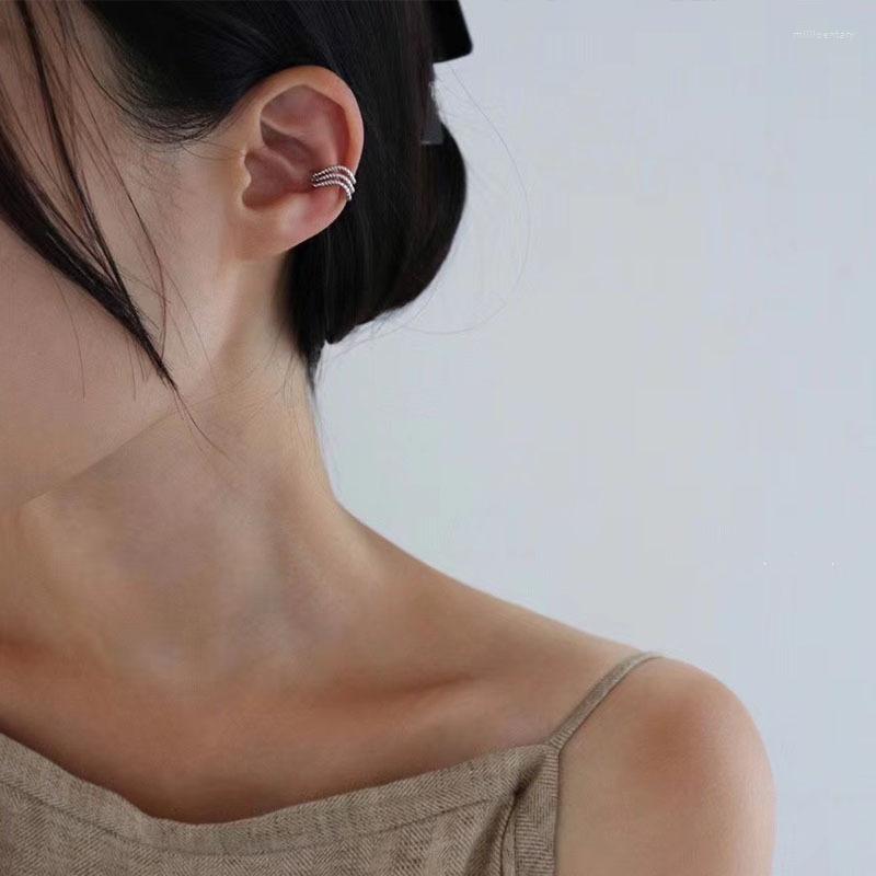 Backs Earrings Trendy Multi-layer Metal Gold Silver Color Simple Small No Piercing Clip For Women Korean Charms Ear Jewelry 2023
Backs Earrings Trendy Multi-layer Metal Gold Silver Color Simple Small No Piercing Clip For Women Korean Charms Ear Jewelry 2023