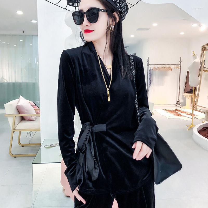 Women's T Shirts Women's T-shirt Black V-neck Velvet Top Ms. Slim Foreign Shirt Female Long Sleeve Tshirt Harajuku Women
Women's T Shirts Women's T-shirt Black V-neck Velvet Top Ms. Slim Foreign Shirt Female Long Sleeve Tshirt Harajuku Women