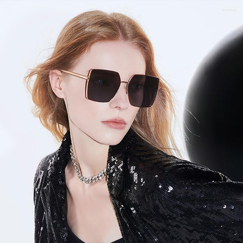 Sunglasses Qonoic Women's Fashion Nylon Gradient Lenses Sun Glasses UV400 Anti-reflective Pretty Designed For Women QP06299
Sunglasses Qonoic Women's Fashion Nylon Gradient Lenses Sun Glasses UV400 Anti-reflective Pretty Designed For Women QP06299