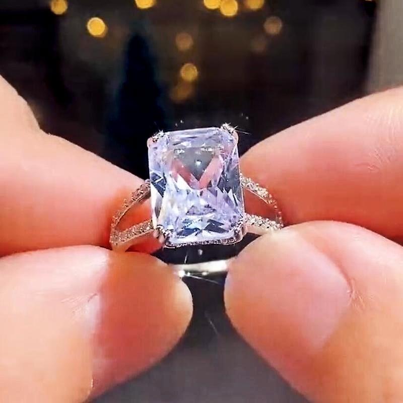 Wedding Rings Gorgeous Design Party Ring For Women Big Crystal Zirconia Engagement Accessories Luxury Exquisite Bridal JewelryWedding
Wedding Rings Gorgeous Design Party Ring For Women Big Crystal Zirconia Engagement Accessories Luxury Exquisite Bridal JewelryWedding