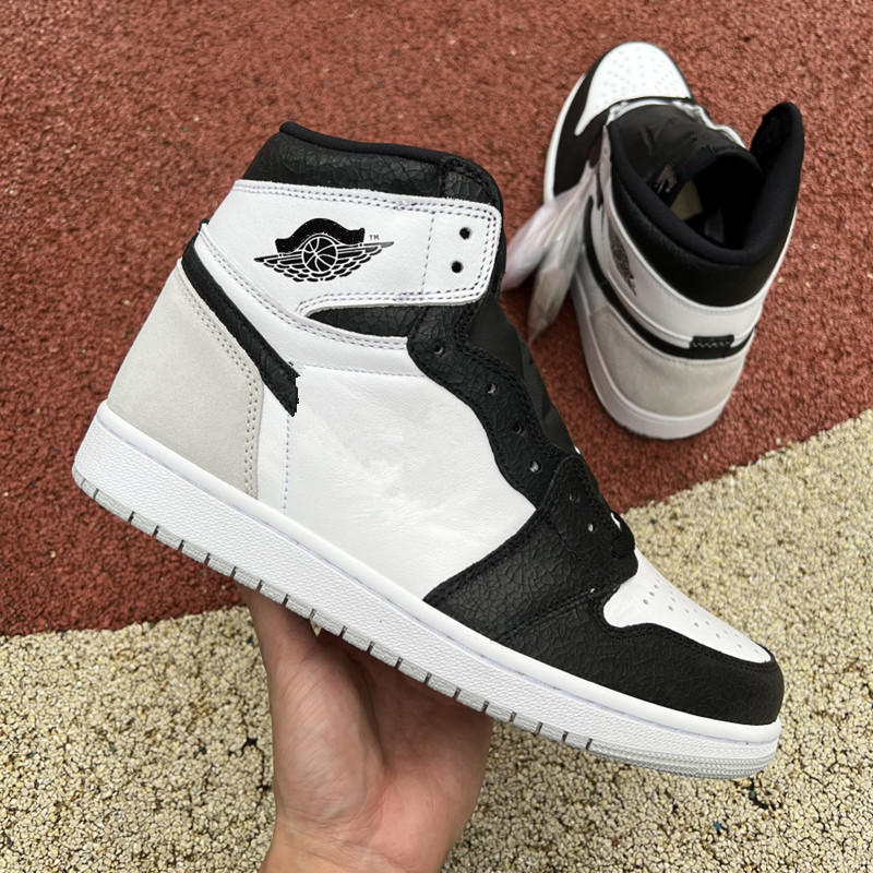 Original Quality Jumpman 1 Basketball Shoes 1s High OG Bleached Coral White Black Grey Fog Designer Shoes Men Women Sports Sneakers Come Whit Box Size EU36-47.5, 1s high bleached coral
Original Quality Jumpman 1 Basketball Shoes 1s High OG Bleached Coral White Black Grey Fog Designer Shoes Men Women Sports Sneakers Come Whit Box Size EU36-47.5, 1s high bleached coral