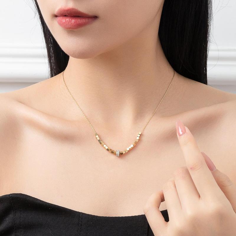 Chains Fried Dough Twist Chain Square Simple Necklace Female Adjustable Micro Set Cylinder
Chains Fried Dough Twist Chain Square Simple Necklace Female Adjustable Micro Set Cylinder