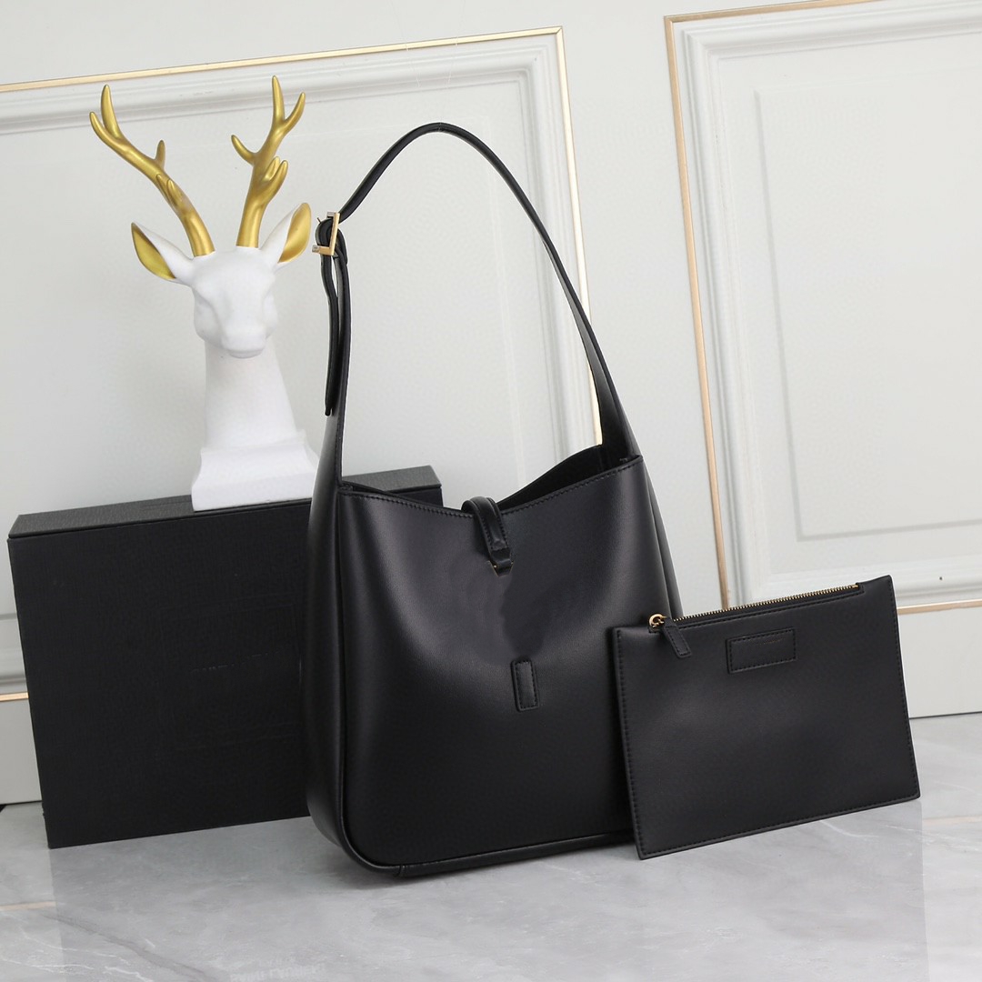 Designer Cassander LE 5 A 7 Hobo Bags Soft Real Calf Leather Shoulder Bags Adjustable Strap Gold 3 Letter Mixed Hardware Hasp Baguette Bag Fashion Purse 2023 Handbags, Other colors
Designer Cassander LE 5 A 7 Hobo Bags Soft Real Calf Leather Shoulder Bags Adjustable Strap Gold 3 Letter Mixed Hardware Hasp Baguette Bag Fashion Purse 2023 Handbags, Other colors