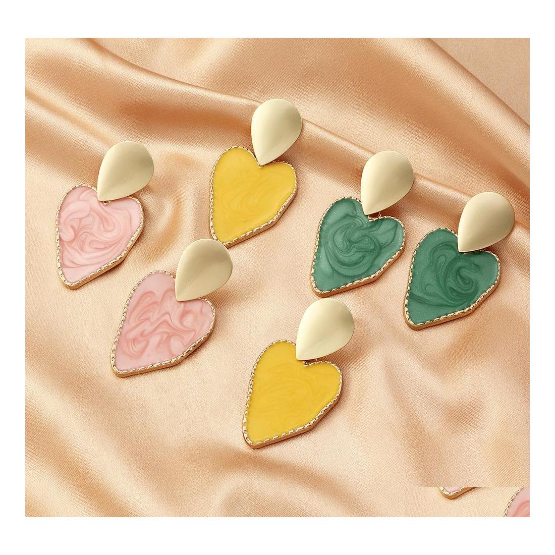 Dangle Chandelier Fashion Jewelry Drop Glaze Heart Earrings For Women Elegant Hearts Stud Delivery Dho9A
Dangle Chandelier Fashion Jewelry Drop Glaze Heart Earrings For Women Elegant Hearts Stud Delivery Dho9A