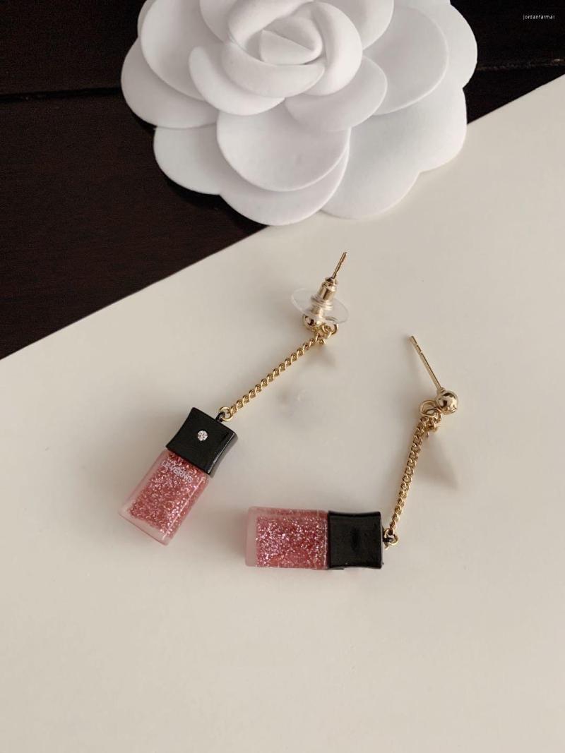 Stud Earrings IN2023 Trend Pink Perfume Bottle Ear Studs Everyday Wear Versatile Jewelry Atmosphere Fashion Cute
Stud Earrings IN2023 Trend Pink Perfume Bottle Ear Studs Everyday Wear Versatile Jewelry Atmosphere Fashion Cute