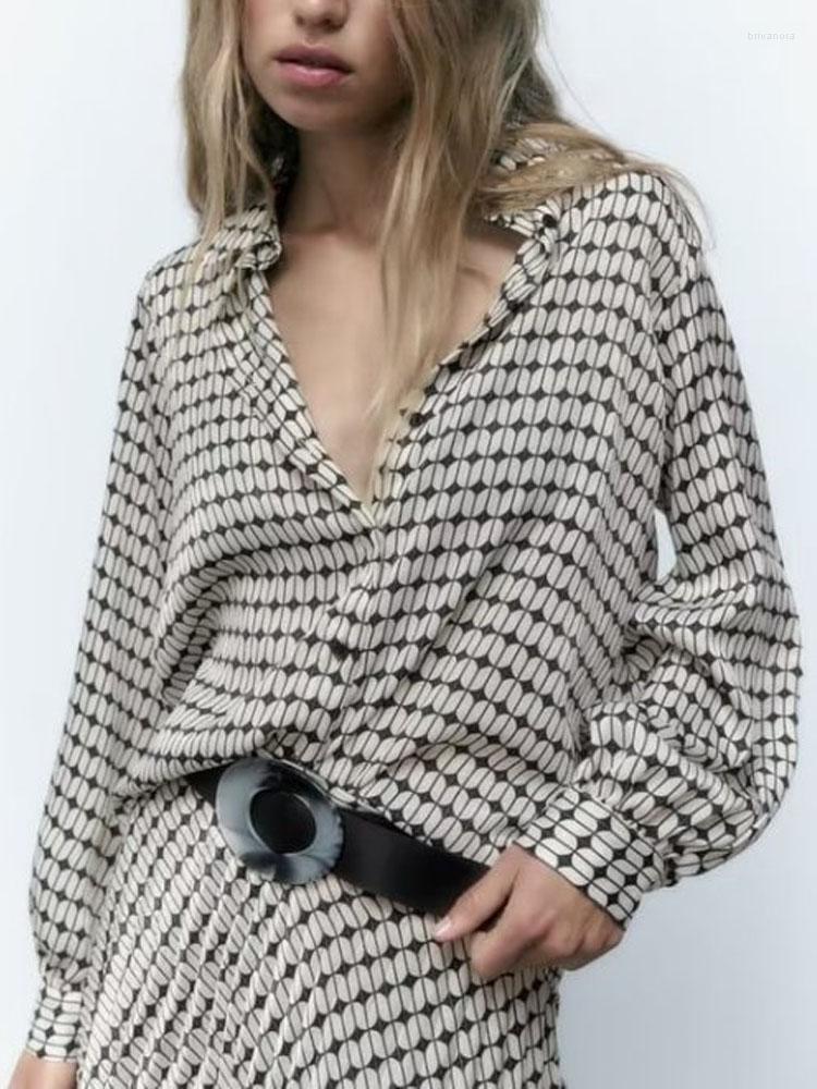 Women's Blouses Kumsvag 2023 Summer Women Plaid Shirts Tops Fashion Loose Long Sleeve Female Elegant Street Casual Top Clothing
Women's Blouses Kumsvag 2023 Summer Women Plaid Shirts Tops Fashion Loose Long Sleeve Female Elegant Street Casual Top Clothing