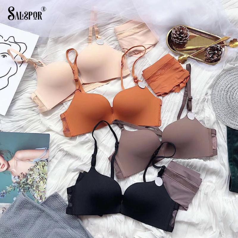 

Bras Sets SALSPOR Front Closure Underwear Set Women Sexy Hollow Beautiful Back Push Up Lingerie Breathable Solid Bra Suit, Apricot set