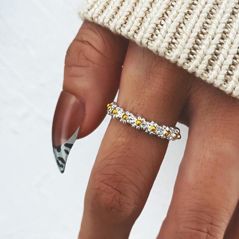 Wedding Rings Fashion Daisy Flower Jewelry For Women Vintage Opening Small Statement Bride Flowers Ring Gift
Wedding Rings Fashion Daisy Flower Jewelry For Women Vintage Opening Small Statement Bride Flowers Ring Gift