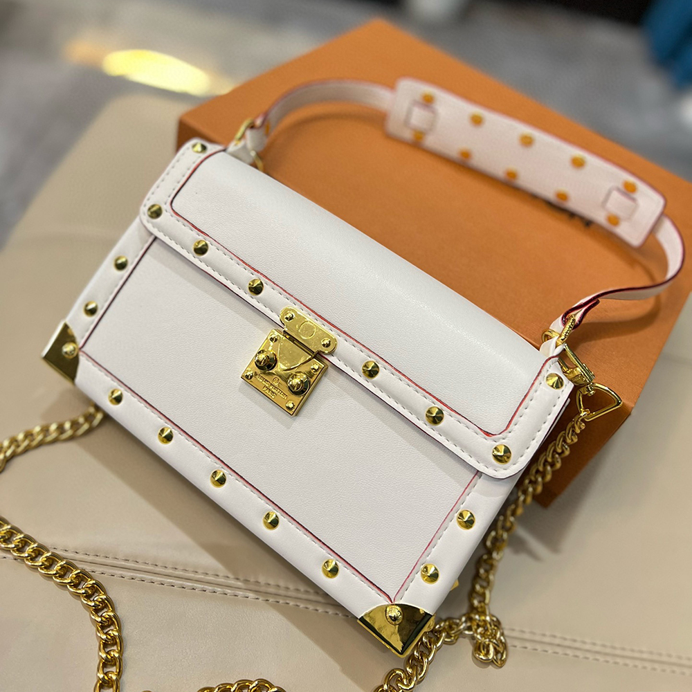Designer Bags Handbags Crossbody Shoulder Bag For Women Genuine Leather Chain Rivet Flap Luxury Fashion Tote Ladies Wallet Purses White, Blue
Designer Bags Handbags Crossbody Shoulder Bag For Women Genuine Leather Chain Rivet Flap Luxury Fashion Tote Ladies Wallet Purses White, Blue