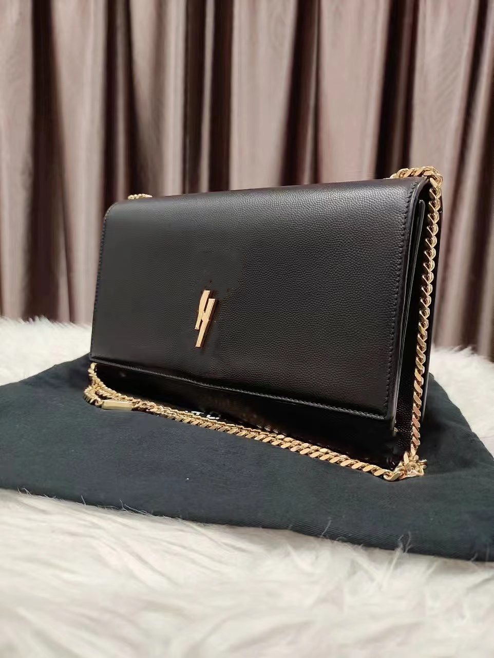 Luxurious Designers typle Y bag Vegetables basket handbags shoulder With Serial Number, Gold
Luxurious Designers typle Y bag Vegetables basket handbags shoulder With Serial Number, Gold
