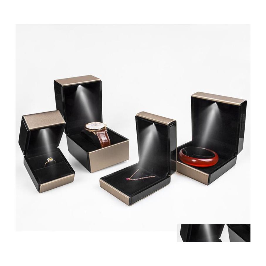 Jewelry Boxes Creative Led Engagement Ring Pendant Custom Elegant Lighted Rings Storage Box Display Gift Packing Showcase Wholesale Otyxp
Jewelry Boxes Creative Led Engagement Ring Pendant Custom Elegant Lighted Rings Storage Box Display Gift Packing Showcase Wholesale Otyxp