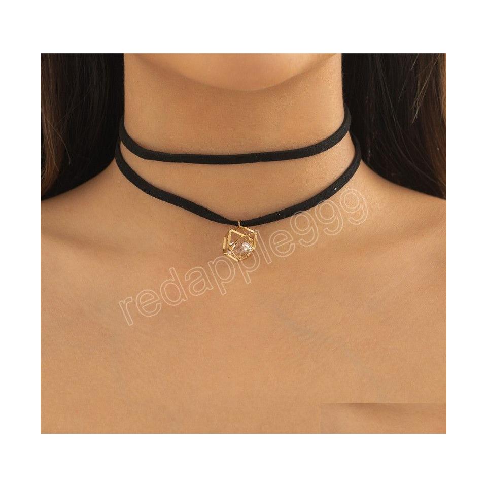 Chokers Elegant Mtilayer Black Short Choker Necklace Women Wed Bridal Crystal Pendant Clavicle Chain Jewelry Collier Femme Drop Deli Dhfyn
Chokers Elegant Mtilayer Black Short Choker Necklace Women Wed Bridal Crystal Pendant Clavicle Chain Jewelry Collier Femme Drop Deli Dhfyn