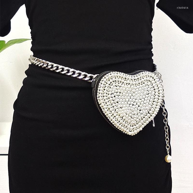 Waist Bags 2023 Chain Mini Fanny Bag Bling Circular Heart Rhinestone Coin Money European Cute Pearl Beading Packs
Waist Bags 2023 Chain Mini Fanny Bag Bling Circular Heart Rhinestone Coin Money European Cute Pearl Beading Packs