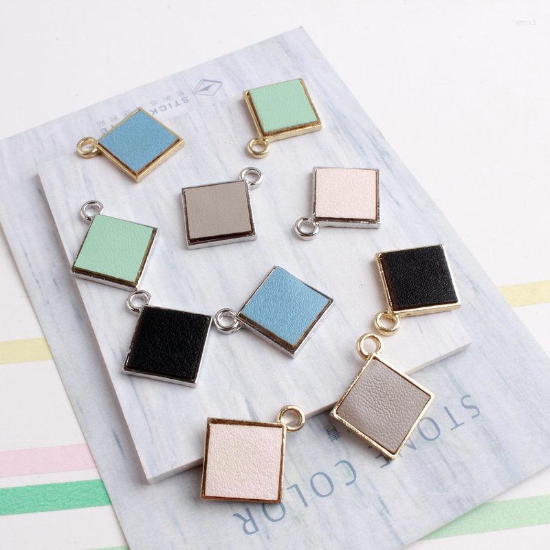Pendant Necklaces 80PCs Trendy DIY Jewelry Charms Silver Gold Color Plated Pu Leather Paved Square Floating Charm Craft Fit Bracelet Decor
Pendant Necklaces 80PCs Trendy DIY Jewelry Charms Silver Gold Color Plated Pu Leather Paved Square Floating Charm Craft Fit Bracelet Decor
