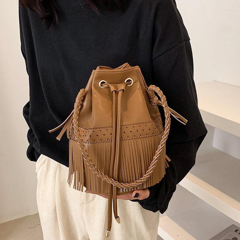 Evening Bags Diinovivo Fashion Women Bucket Bag Tassel Drawstring Design Crossbody Lady Shoulder High Quality PU Female WHDV1796, Black
Evening Bags Diinovivo Fashion Women Bucket Bag Tassel Drawstring Design Crossbody Lady Shoulder High Quality PU Female WHDV1796, Black