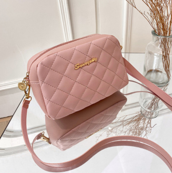 Luxury Tassel Small Messenger Bag For Women Lingge Embroidery Casual Female Shoulder Bag 2022 Fashion Ladies Crossbody Bags C02
Luxury Tassel Small Messenger Bag For Women Lingge Embroidery Casual Female Shoulder Bag 2022 Fashion Ladies Crossbody Bags C02