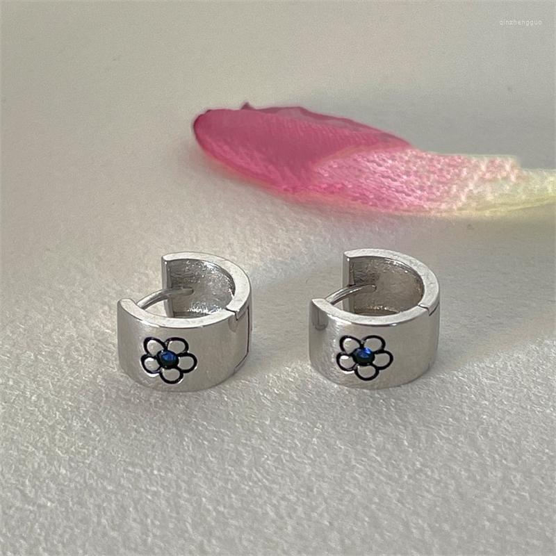 Hoop Earrings Fashion Vintage Flower For Women Geometric Round Blue Zircon Aesthetic Jewelry Silver Color Accessories
Hoop Earrings Fashion Vintage Flower For Women Geometric Round Blue Zircon Aesthetic Jewelry Silver Color Accessories